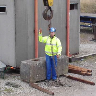 In-house Slinger/Signaller